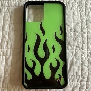 Wildflower IPhone 12 Pro case